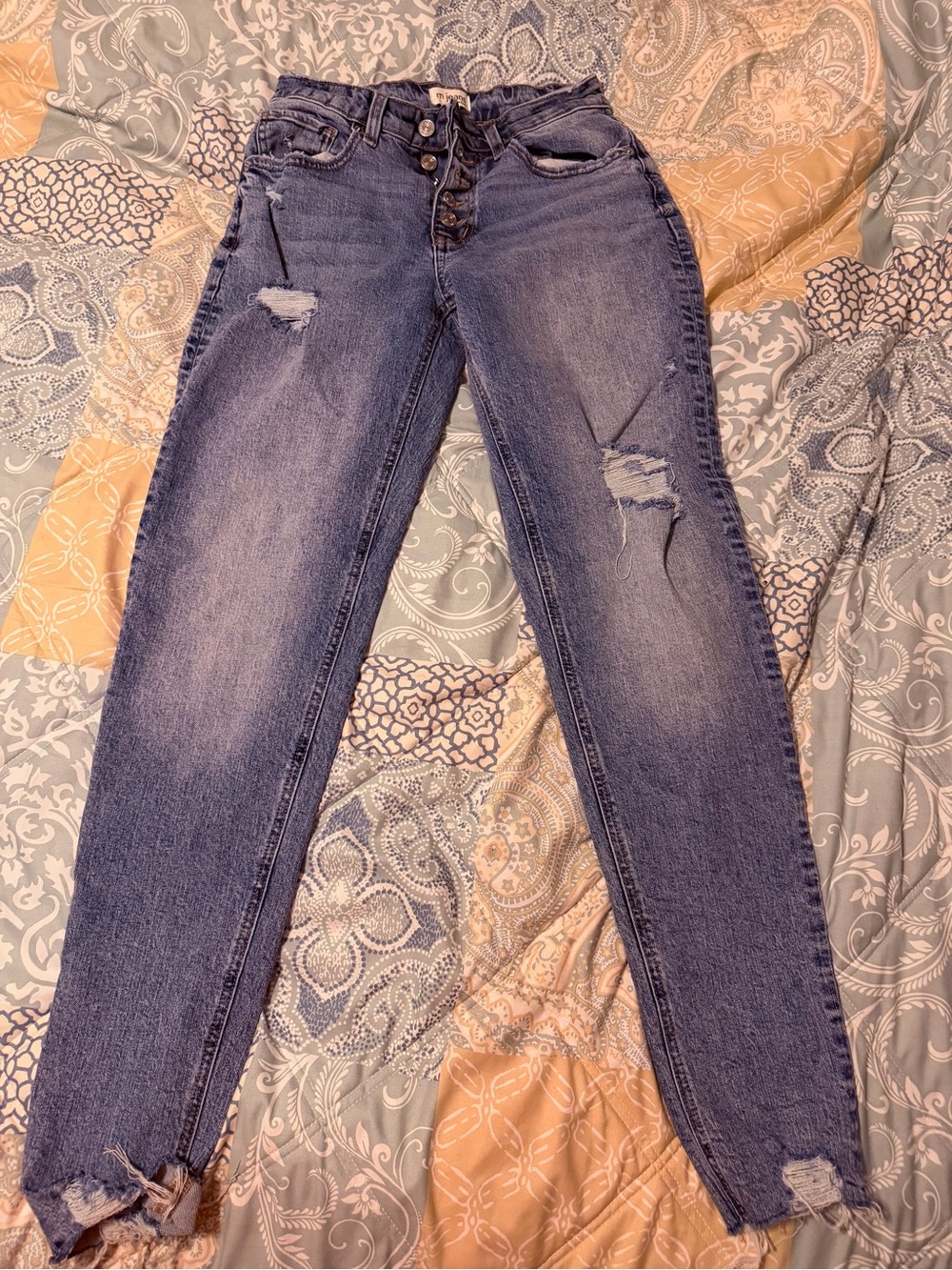 Maurices Distressed Skinny Jeans in Faded Blue